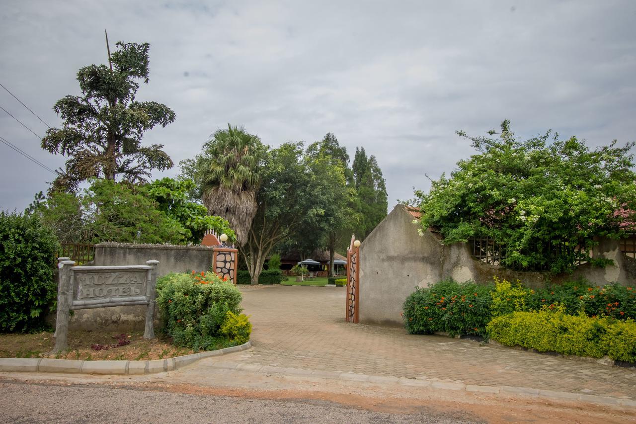 Tuzza Hotel Bushenyi Exterior foto